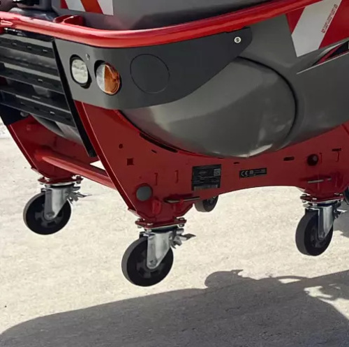 4 ODNÍMATELNÁ KOLEČKA PRO SNADNÉ OVLÁDÁNÍ